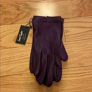 Amethyst leather gloves